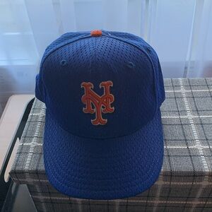 Men’s baseball hat, new